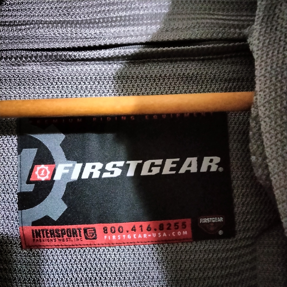 First Gear Premium Riding Equipment Jacket size Medium - Picture 8 of 15